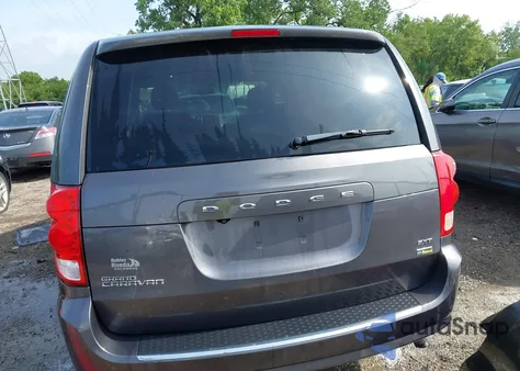 2017 Dodge Grand Caravan Sxt из США, поврежденный, VIN 2C4RDGCG6HR679996